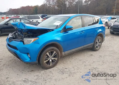 2018 Toyota Rav4 Xle z USA, uszkodzony, nr VIN JTMWFREV6JJ752329